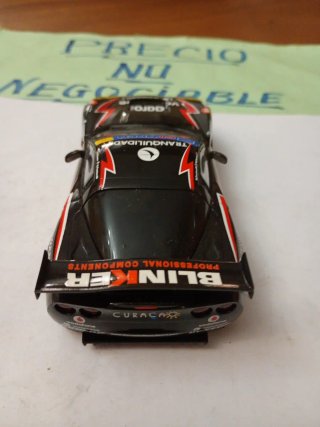 Scalextric Corvette C6R