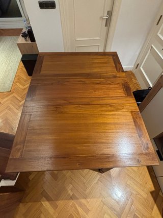 Mesa de comedor extensible de madera
