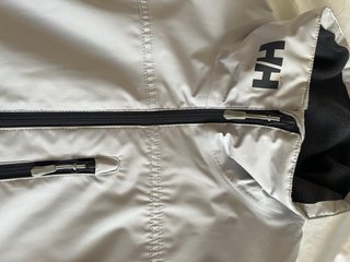 Chaqueta Helly Hansen Gris y Negra