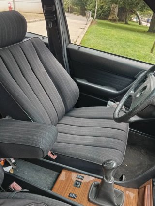 Mercedes-Benz Clase E 1988