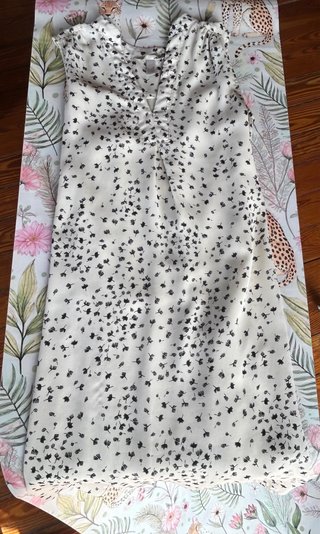 Abito midi smanicato H&M bianco e nero. No stiro