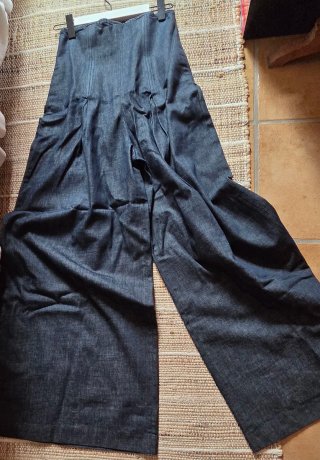 Pantalón Zara Pata Elefante Talla M