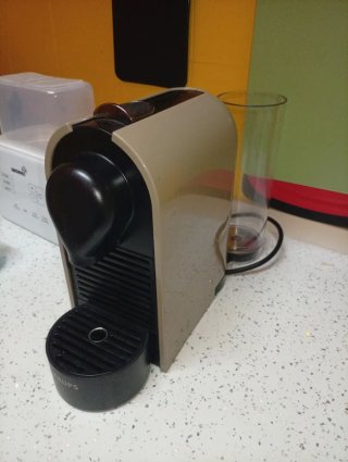 Cafetera Nespresso Krups XN250 P4