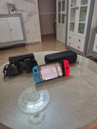 Nintendo Switch Azul y Rojo