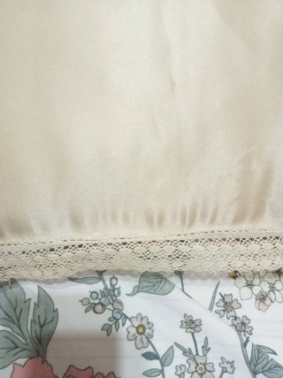 2 Cojines Vintage Beige Satin