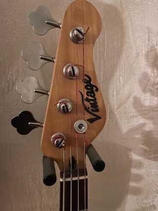 Bajo Eléctrico Vintage Jazz Bass Sunburst