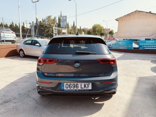 Volkswagen Golf 8