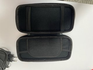 Nintendo Switch + Accesorios + regalo de juego