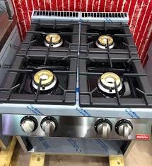COCINA 4 FUEGOS A GAS 900E + HORNO GAS