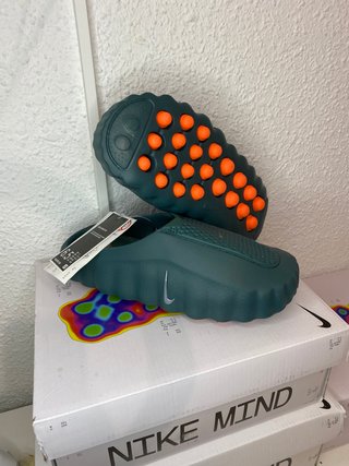Nike Mind 001 Verde Naranja