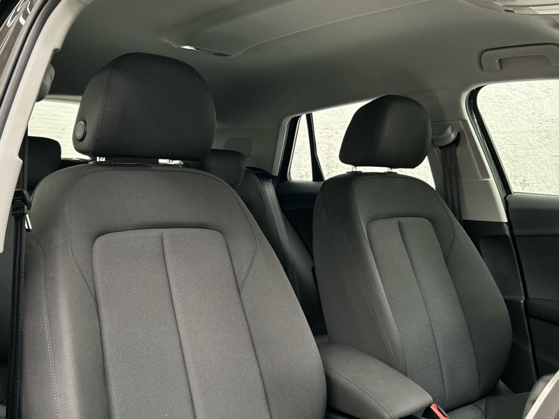 Audi Q2 Advanced 30 TFSI 2024, foto 7
