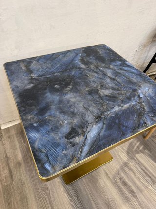 Mesa Hostelería Mármol Azul y Oro