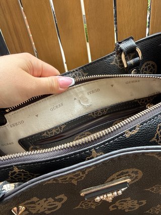 Bolso Guess Negro y Marrón