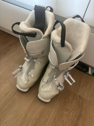Botas de esquí blancas
