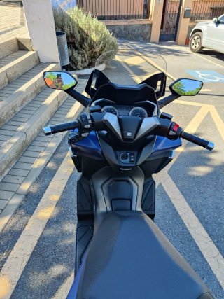 Honda Forza 350cc maxi scooter
