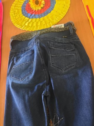 Vaqueros Colombianos con Cinturón
