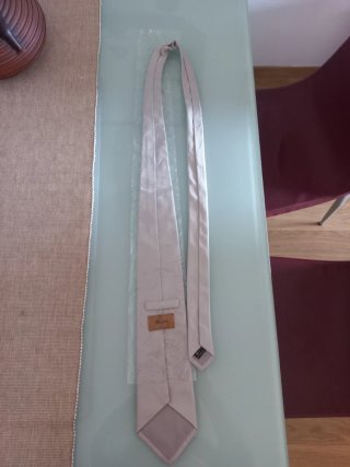 Chaquetín y corbata gris 1 solo uso,la boda. Nuevo