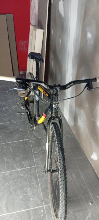 Bicicleta Giant ATX Team Aluminio
