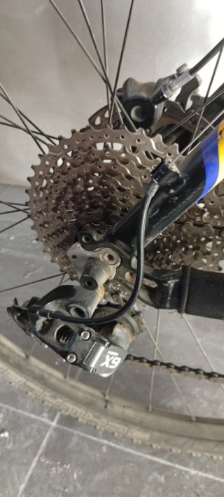 Bicicleta Giant ATX Team Aluminio