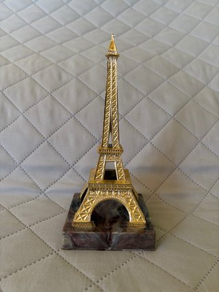 Torre Eiffel recuerdo de París