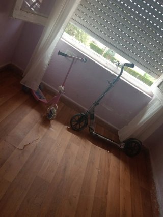 2 Patinetes: Oxelo plegable y para niñas