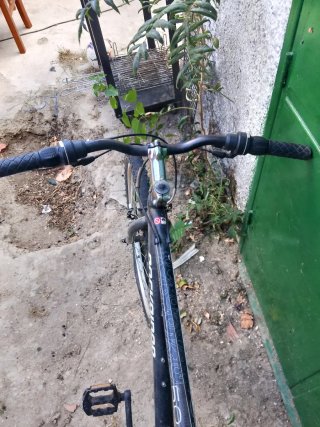 Bicicleta Rockrider 5.0 Negra