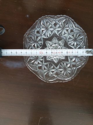 Plato de cristal vintage con diseño estrella