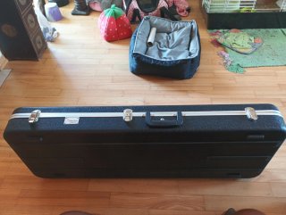 Funda profesional guitarra/bajo OMNIVENT –Alemania