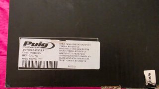 Cúpula Puig Yamaha MT09 Símil Carbono