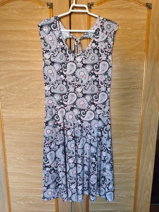 Vestido estampado paisley