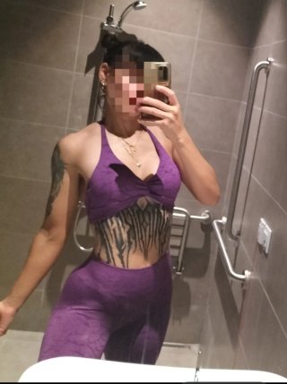 Conjunto deportivo NVGTN morado