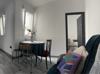 Tavolo da pranzo in vetro moderno