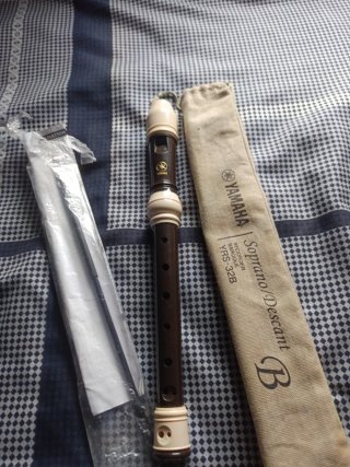 Flauta dulce soprano Yamaha YRS-32B