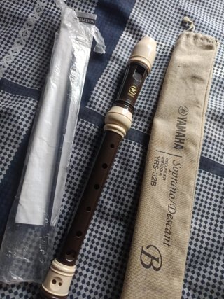 Flauta dulce soprano Yamaha YRS-32B