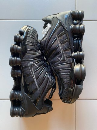 Nike Shox TL — estilo y comodidad