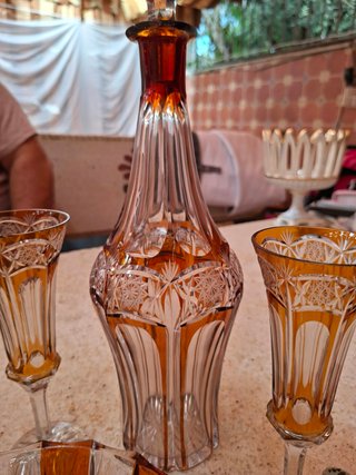 Juego de licorera y copas de cristal