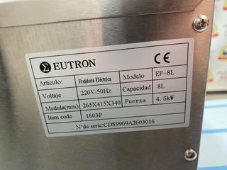 Freidora Eléctrica 8L
