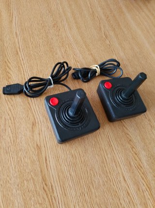 Atari 2600 "Woody" de 6 interruptores + 7 juegos