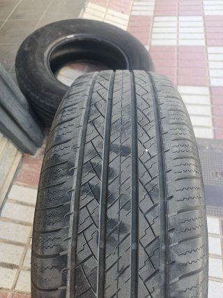 Neumático 245/70R16