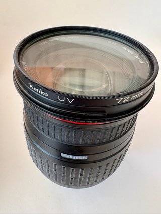 Objetivo Sigma 28-300mm DL Hyperzoom para Nikon
