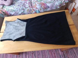 Oportunidad Vestido Adolfo Dominguez elegante B/N