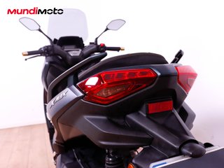 YAMAHA X-MAX 300 TECH MAX