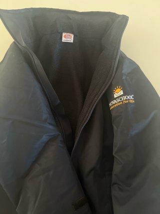 Chaqueta Novaschool talla 8 y talla 12