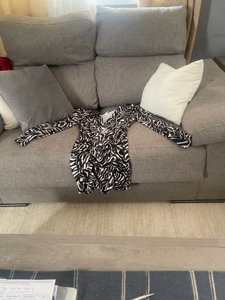 Vestido con galda de lápiz animal prinx