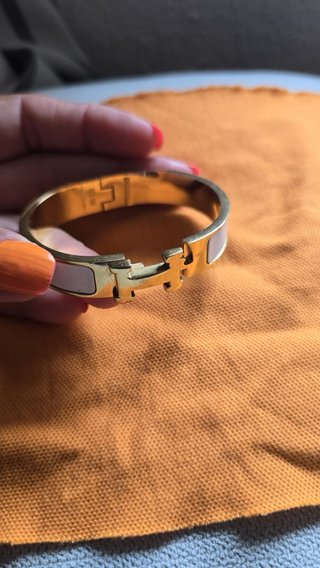 Pulsera Hermès Dorada y Blanca 250 NEGOCIABLE