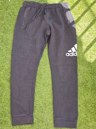 Chaqueta Adidas Negra con Pantalón
