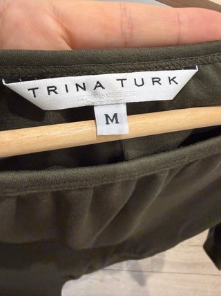Vestido Trina Turk verde oliva