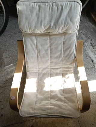 Silla mecedora Ikea infantil