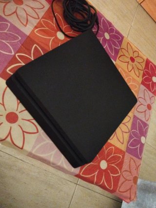 PS4 Slim 500GB + Mando Personalizado