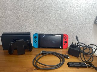 Nintendo Switch Azul y Roja